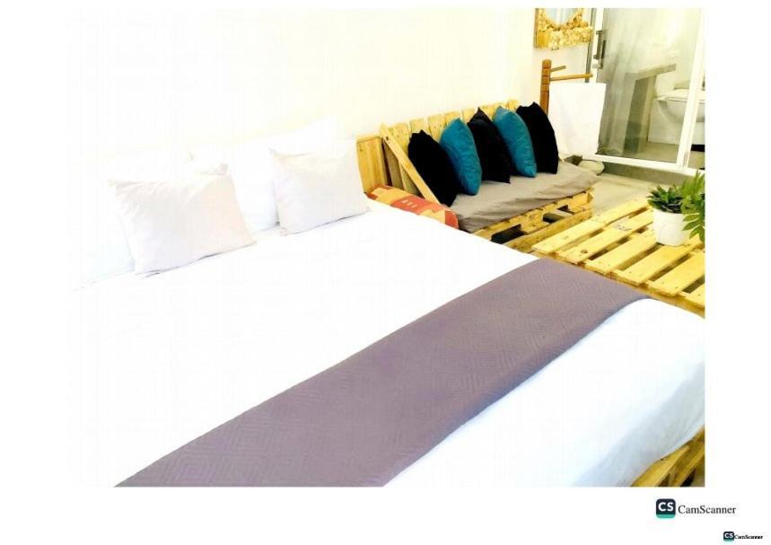 Ayona Beach Villa Katuneriya Номер фото
